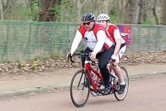 Romain Beauvais , avec son pilote Valentin Cubas