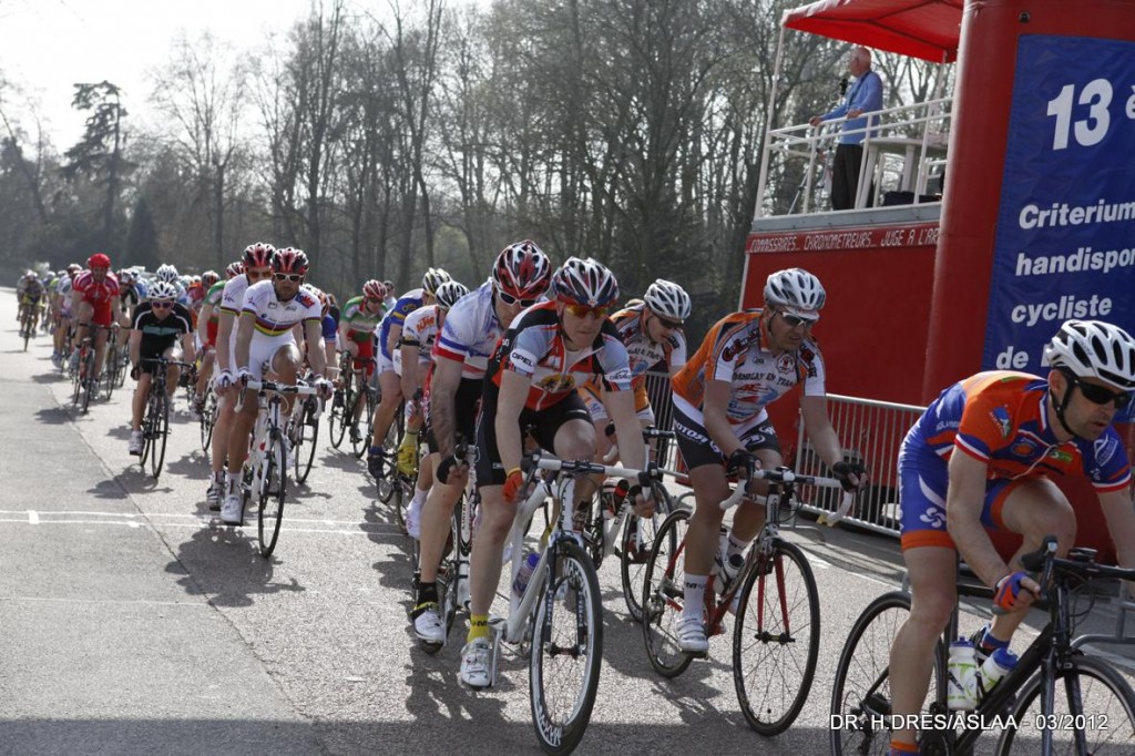 Course de Longchamp 2012 - cyclisme handisport - Organisation ASLAA