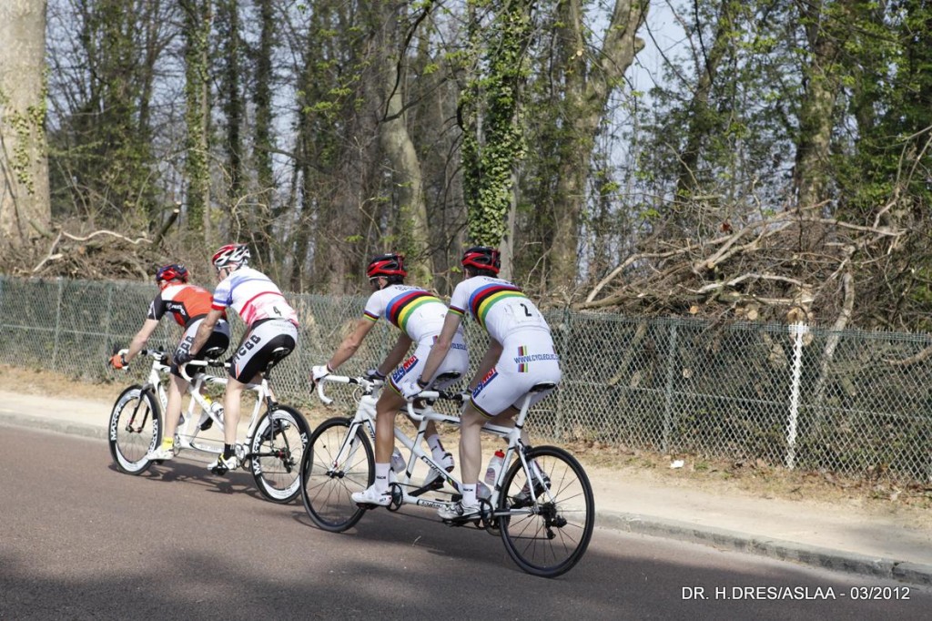 Course de Longchamp 2012 - cyclisme handisport - Organisation ASLAA