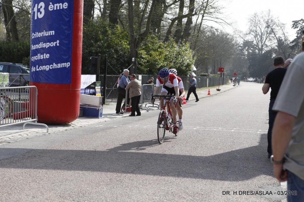 Course de Longchamp 2012 - cyclisme handisport - Organisation ASLAA