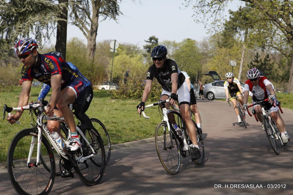 Course de Longchamp 2012 - cyclisme handisport - Organisation ASLAA