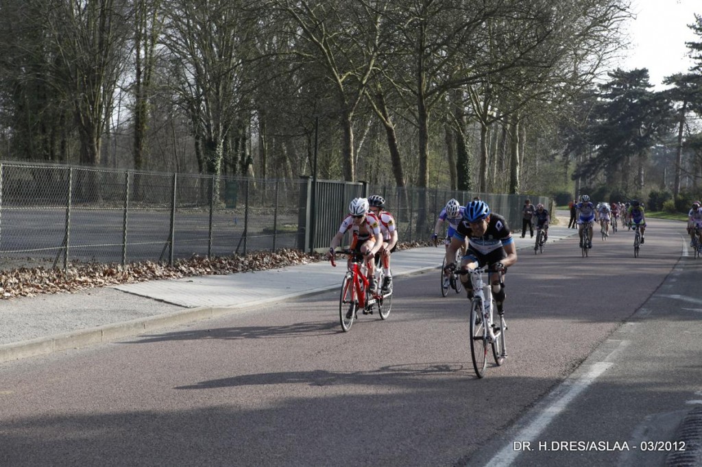 Course de Longchamp 2012 - cyclisme handisport - Organisation ASLAA