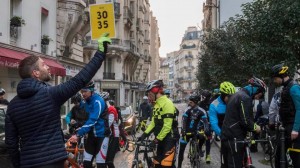 Un tandem ASLAA sur la ligne de départ du Classics Challenge #CC02 Paris Chartres - 24 février 2018. Crédit : Sophie Gateau.