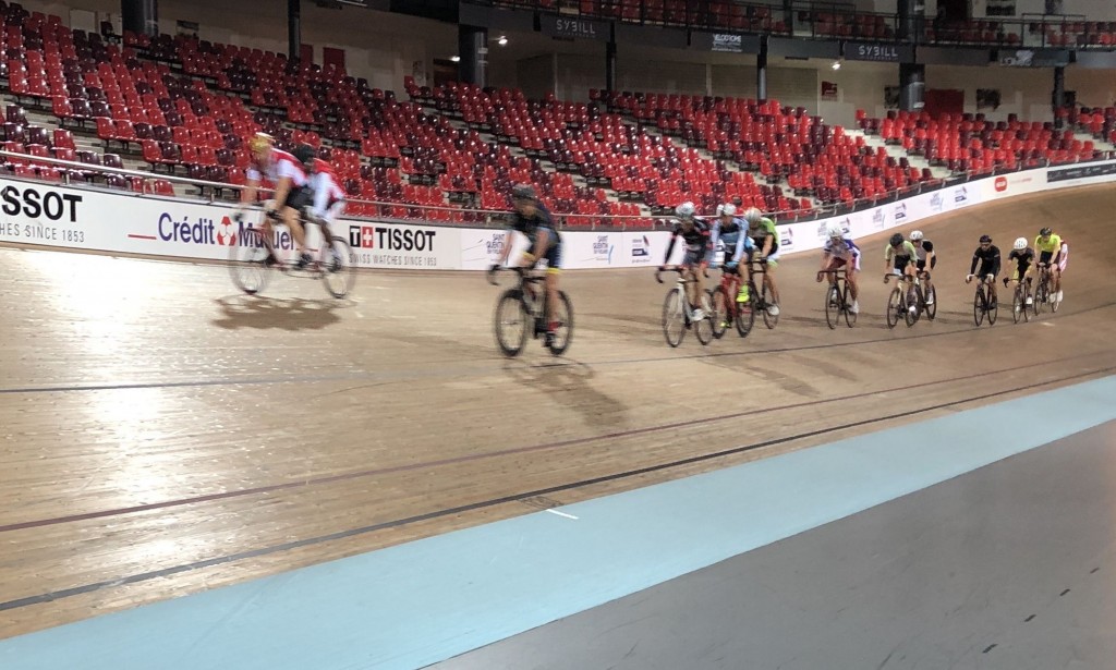 Sur la piste du vélodrome de Saint-Quentin le 25/11/2018